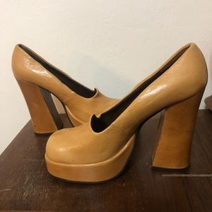 Vintage Nudie 1970s Wedge Platform heels Shoes 6.5 pinup boho hippie festival